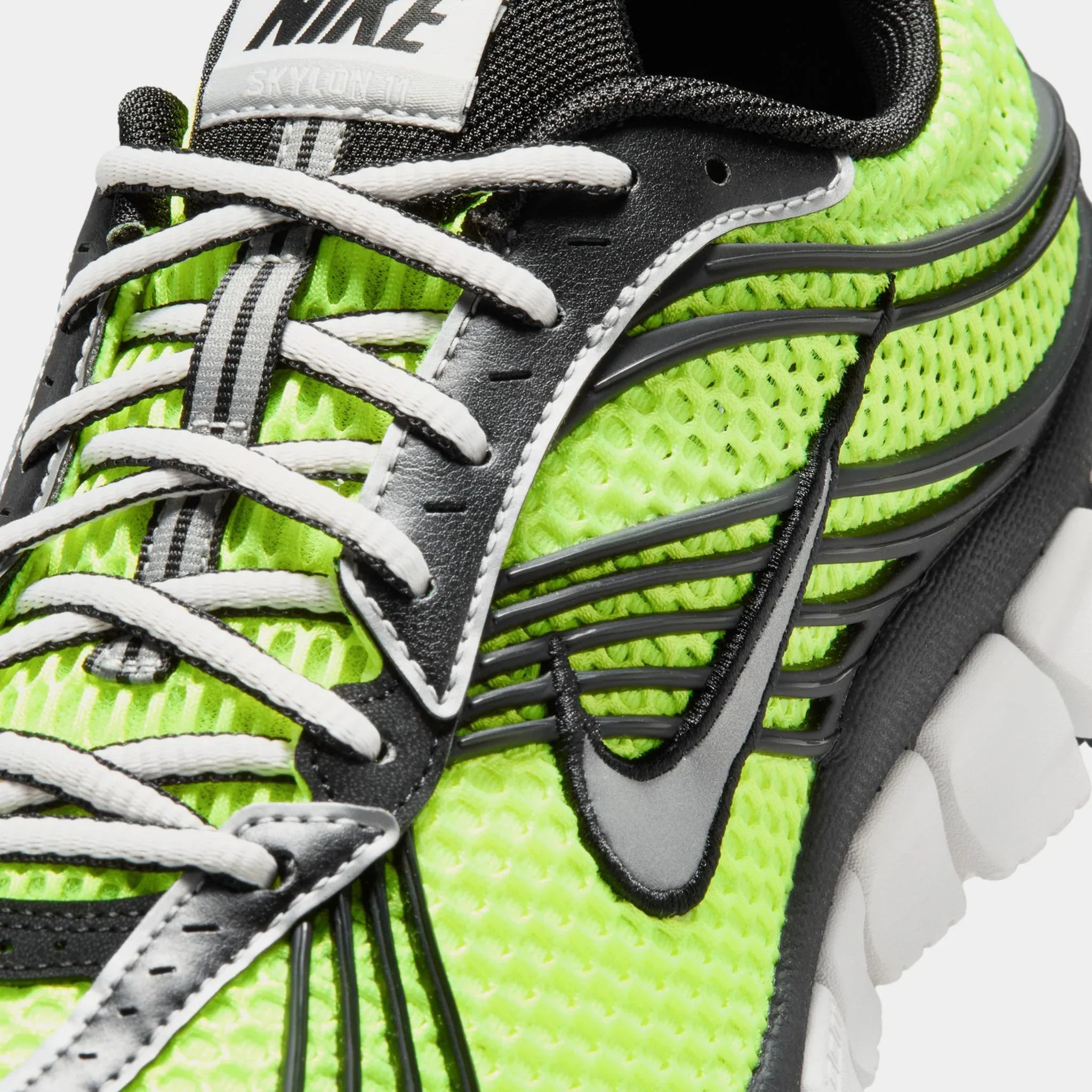Men's Nike Zoom Skylon 11 Volt/Metallic Silver/Black/Light Smoke Grey IU1869-700
