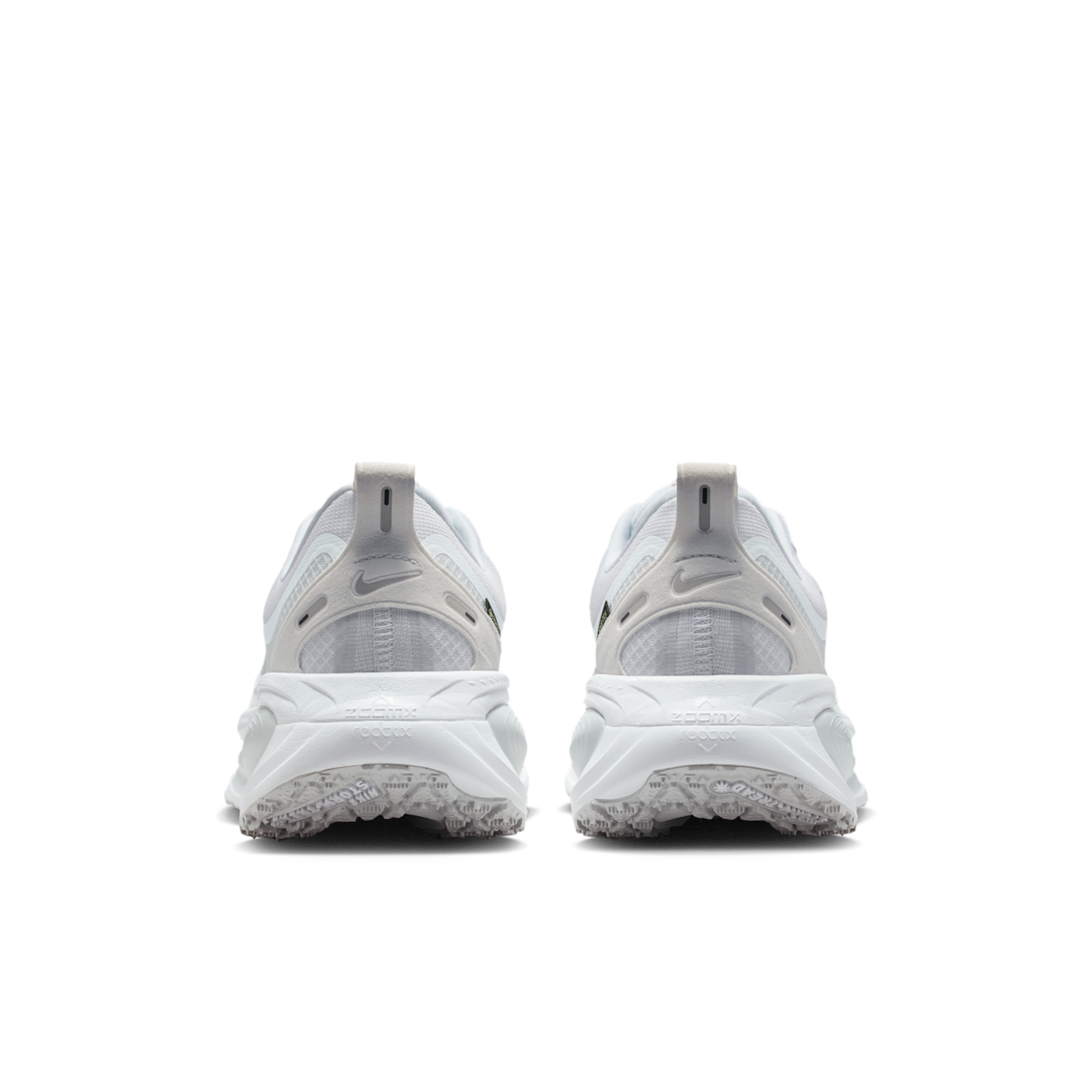 Men's Vomero 18 GORE-TEX Waterproof Road Running Shoes with Reflective Accents