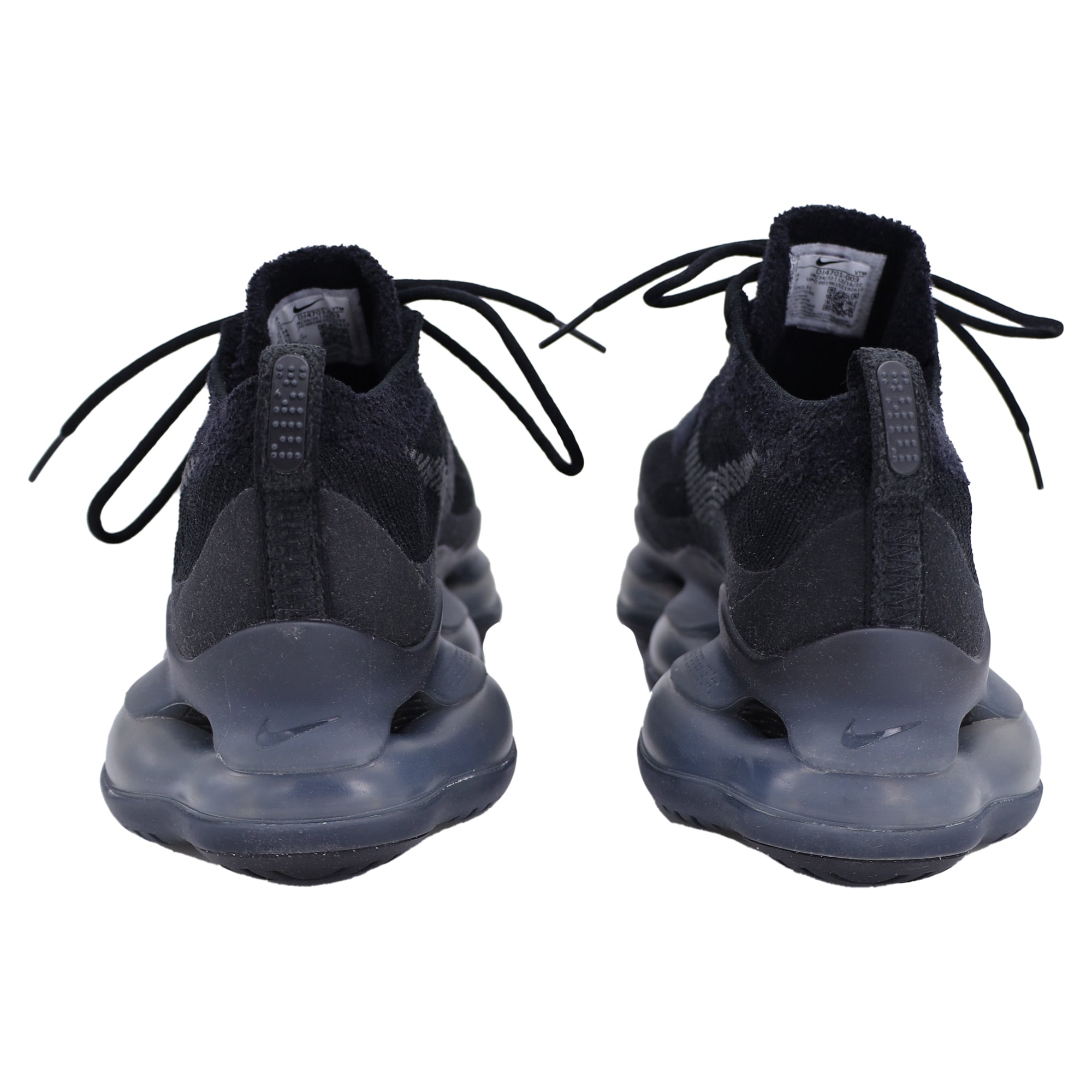 Nike Air Max Scorpio Flyknit Sneakers in Black Polyester