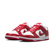 Women's Dunk Low SE Shoes