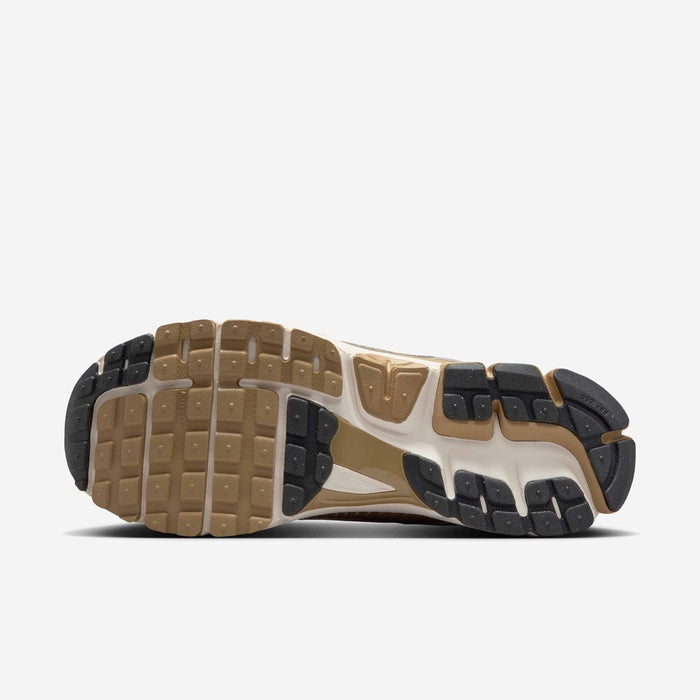 Nike Zoom Vomero 5 Men's Sneakers