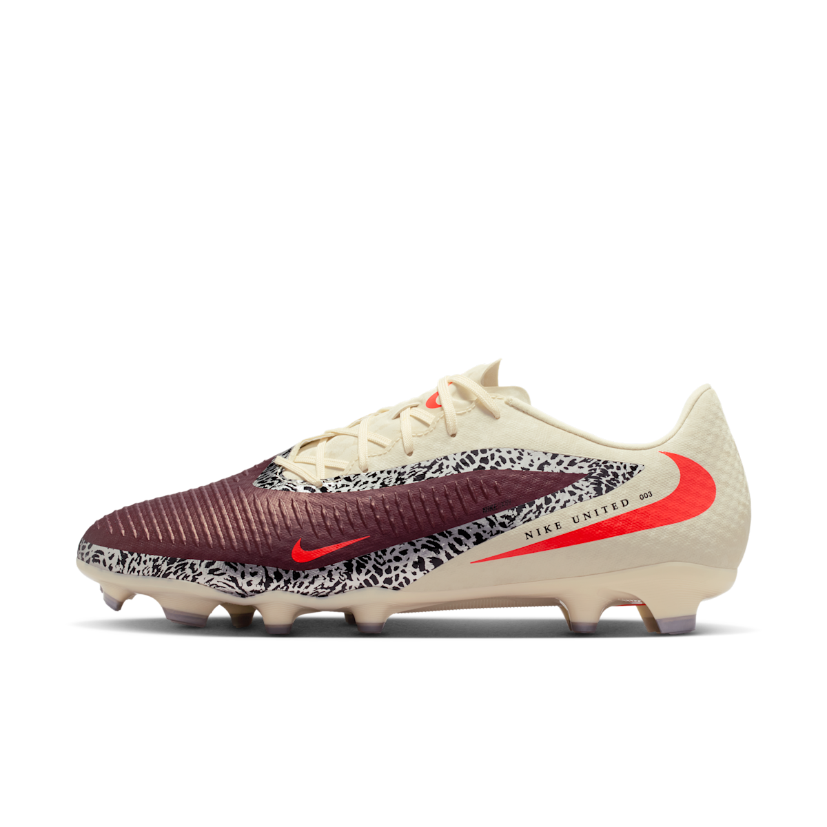 Men's United Phantom 6 Low Academy Multi-Ground Soccer Cleats