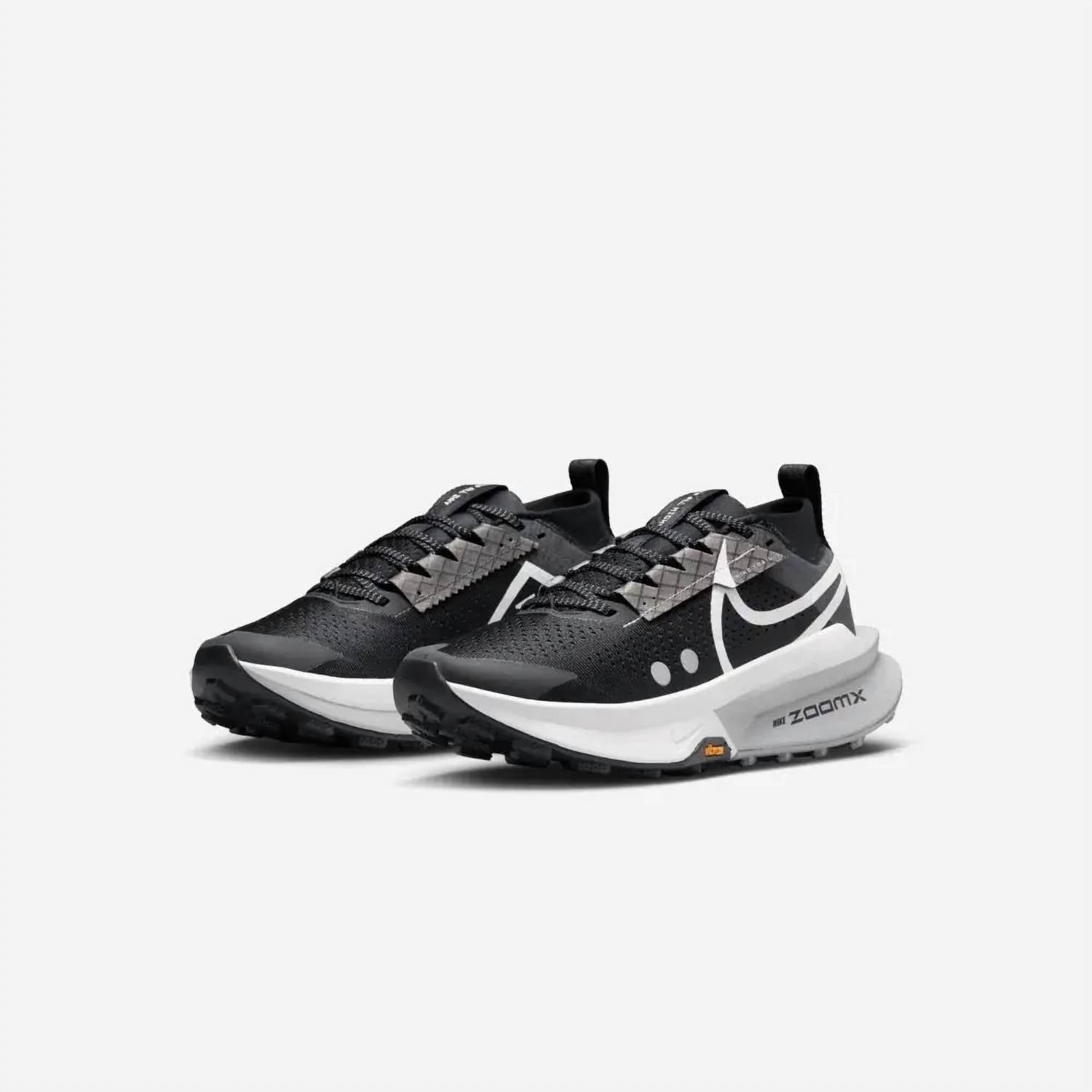 Women's Zoomx Zegama Trail 2 Running Shoes In Black/white-Wolf Grey