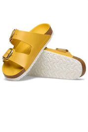 Women's Arizona Big Buckle Sandals In High-Shine Ochre