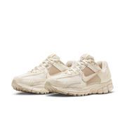 Women's Zoom Vomero 5 Shoes