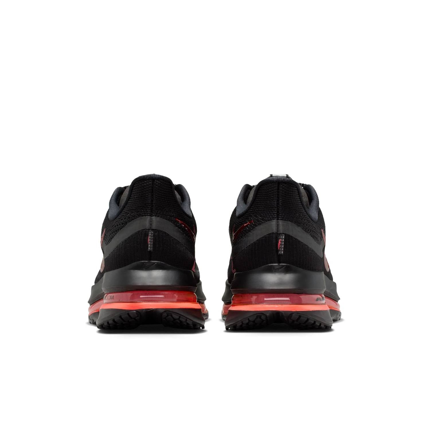 Women's Pegasus Premium Shoe In Black Hot Lava