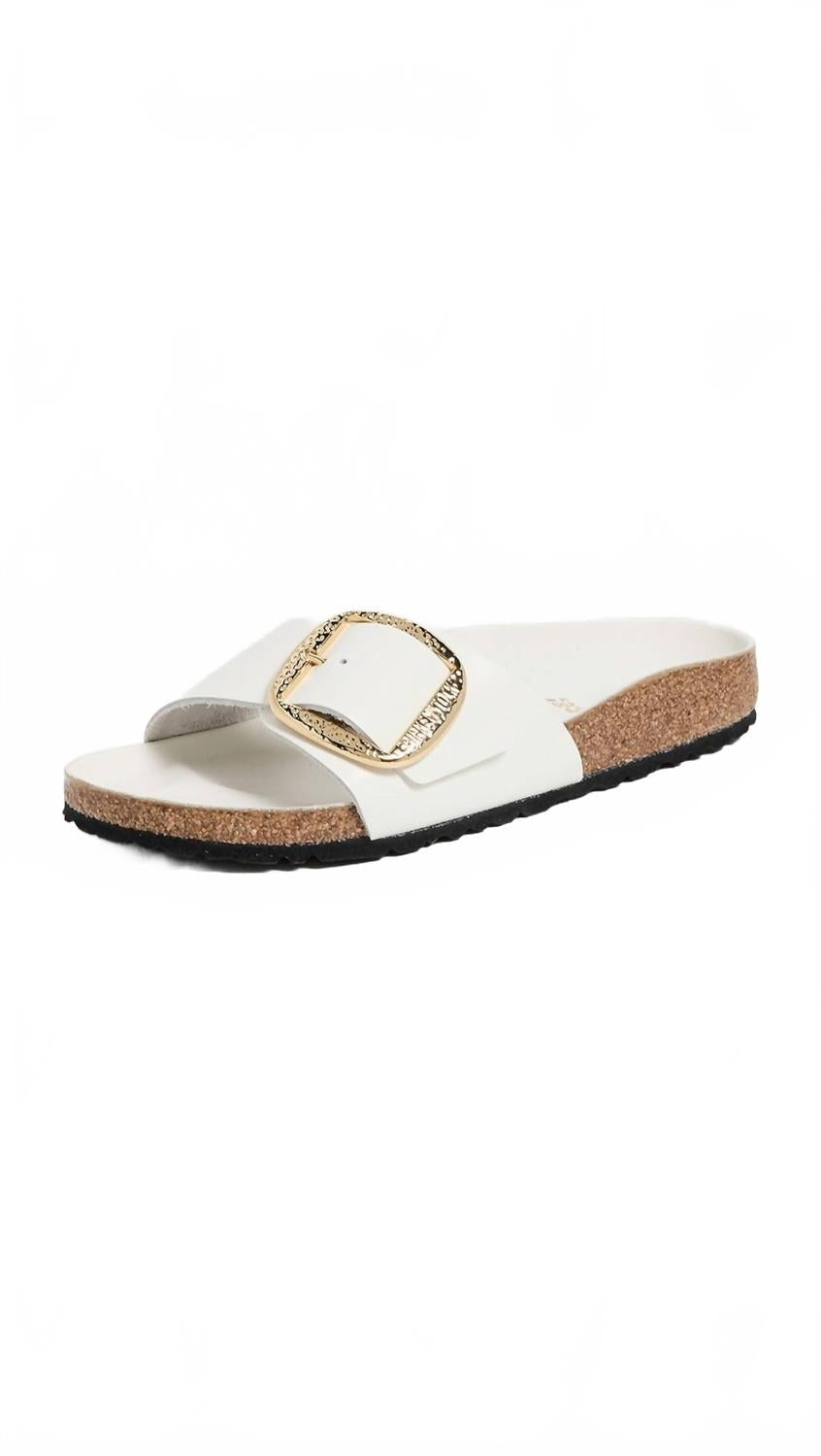 Women's Madrid Hammered Big Buckle Narrow Sandal In High Shine Antique White