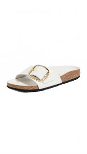 Women's Madrid Hammered Big Buckle Narrow Sandal In High Shine Antique White