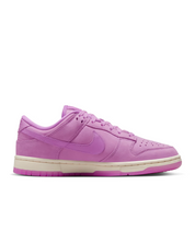 Women's Nike Dunk Low DV7415-500 Sneakers Rush Fuchsia Lifestyle Shoes HAM331