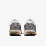 Nike Zoom Vomero 5 Men's Sneakers
