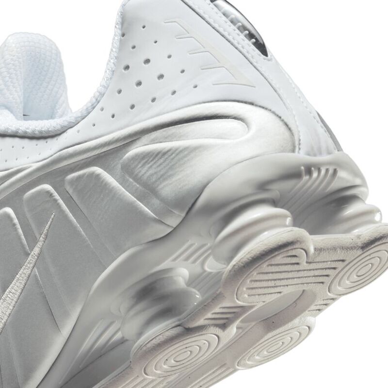 Nike Shox R4 White Bright Crimson Metallic Silver
