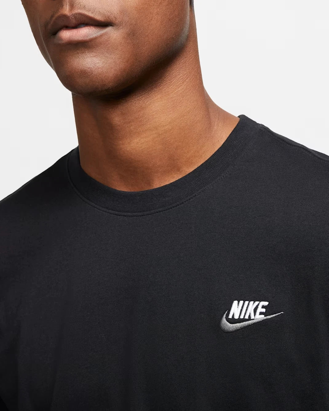Nike Sportswear Club T-Shirt Mens Black White Cotton Short Sleeve DSGL1232