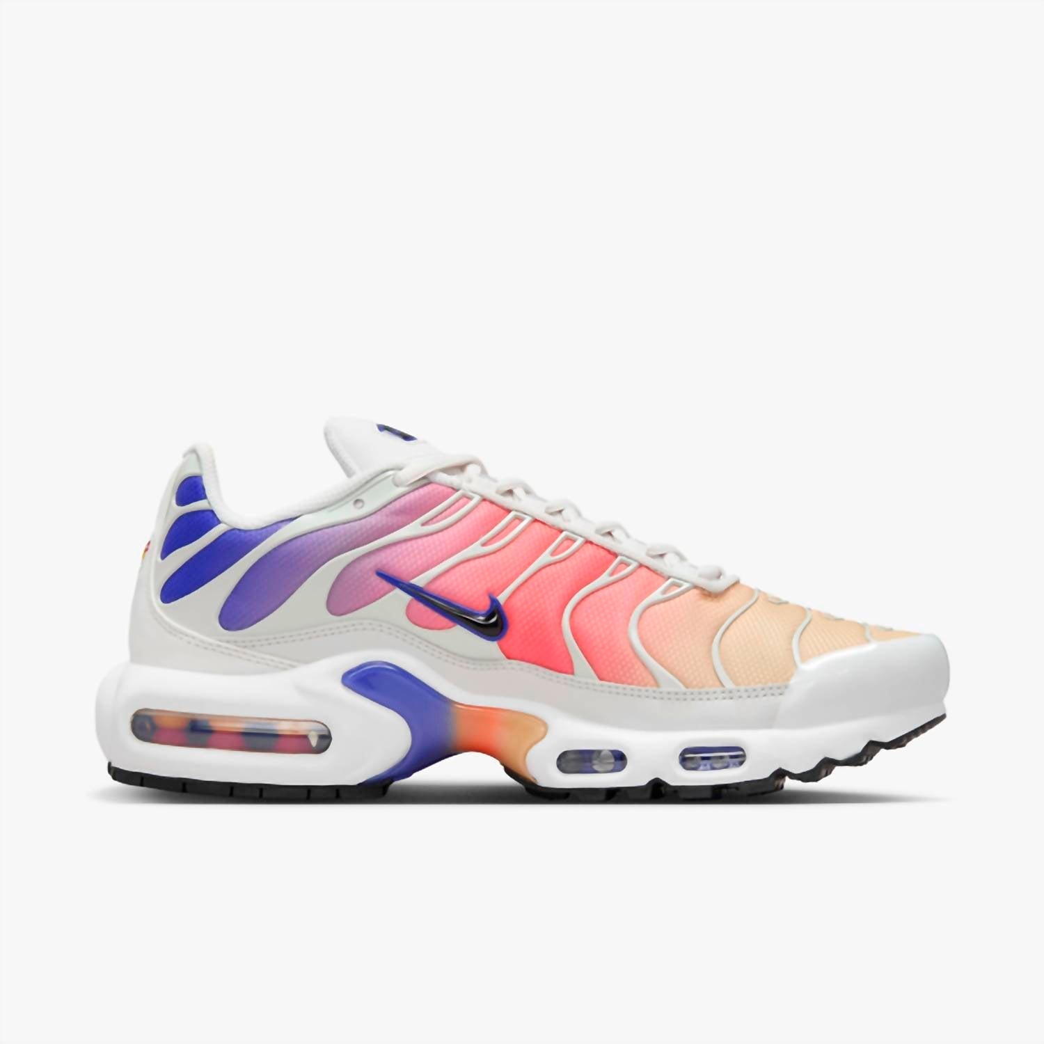 Women's Air Max Plus Shoes In Platinum Tint/black-Persian Violet
