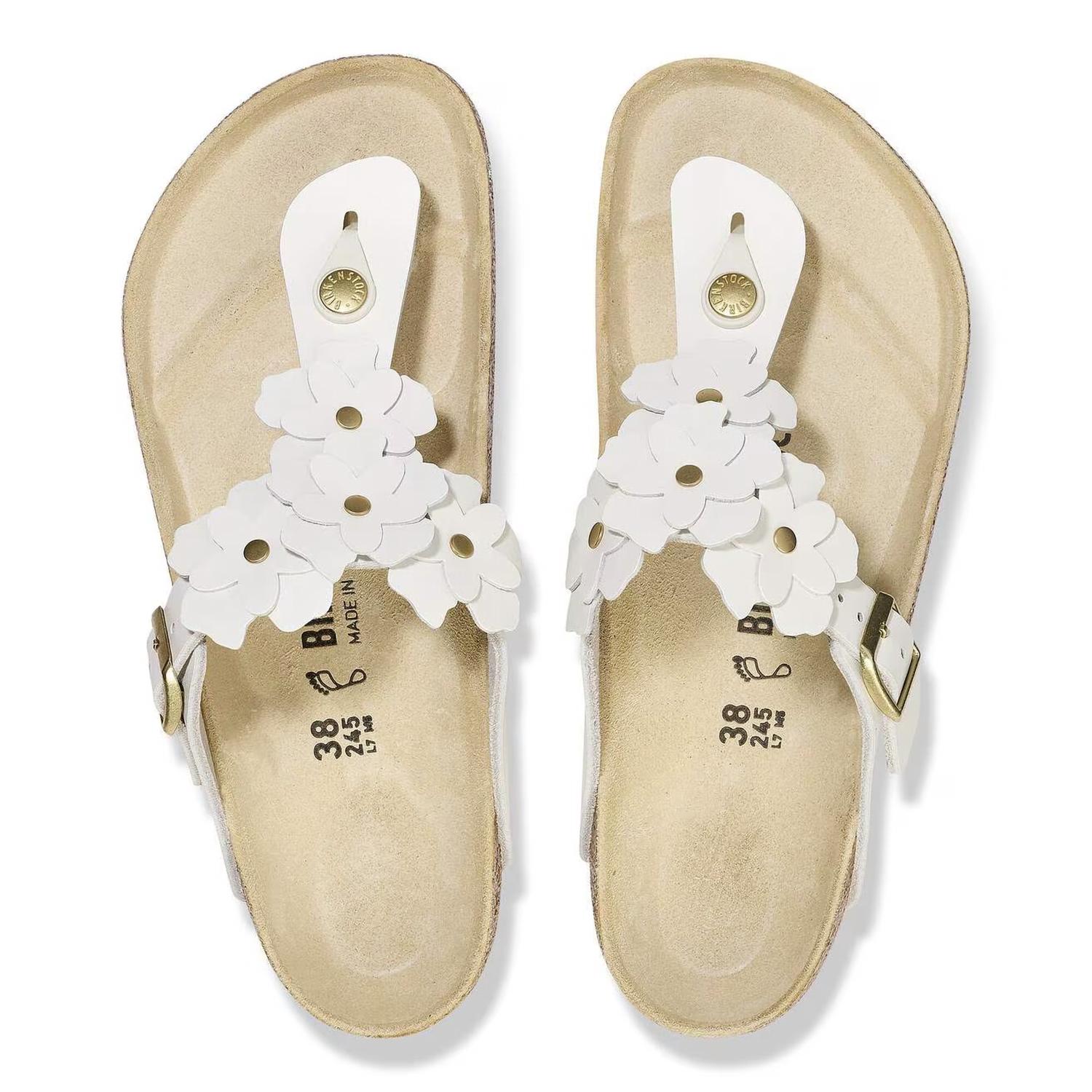 Women's Gizeh Flowers Sandals In White