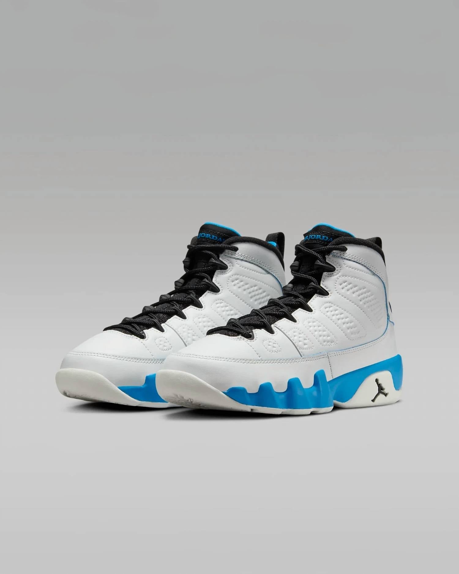 Grade School Boy's Air Jordan Retro 9 Sneakers In Summit White/black