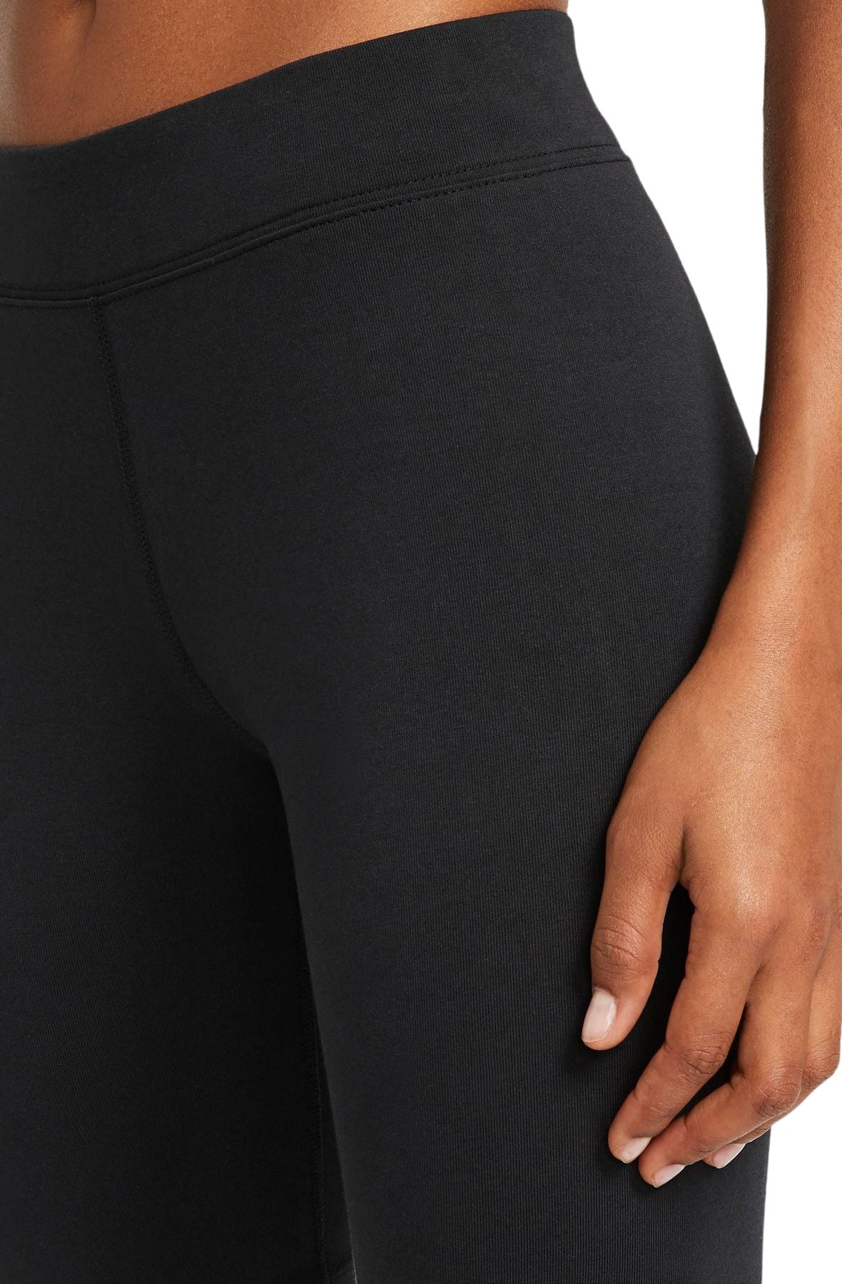 Women's Nike Sportswear Essential Bike Shorts Black/Grey CZ8526-010