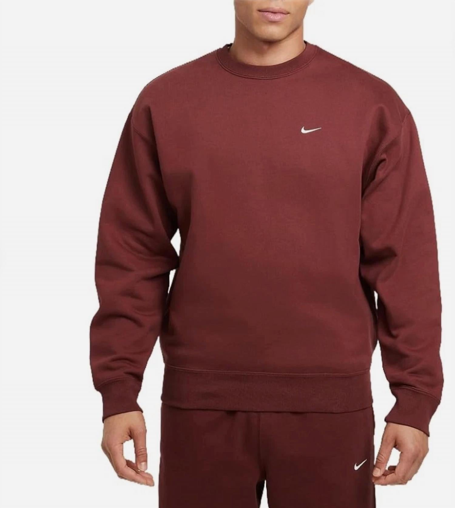 Solo Swoosh Fleece Crew Sweatshirt In Burgundy Crush/burgundy Crush/white