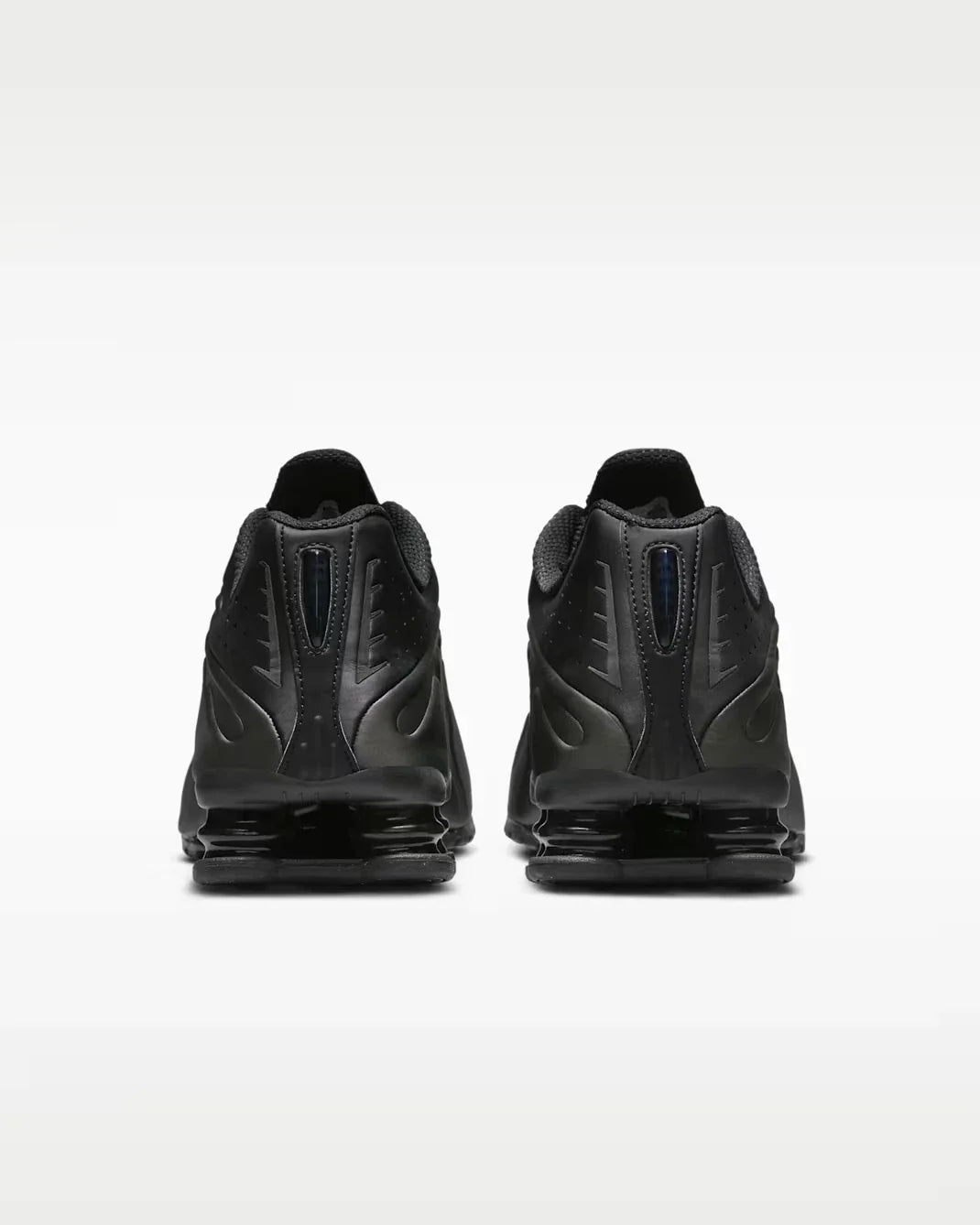 Nike Shox R4 HQ1988-001 Sneakers Black Low Top Running Shoes LIQ370