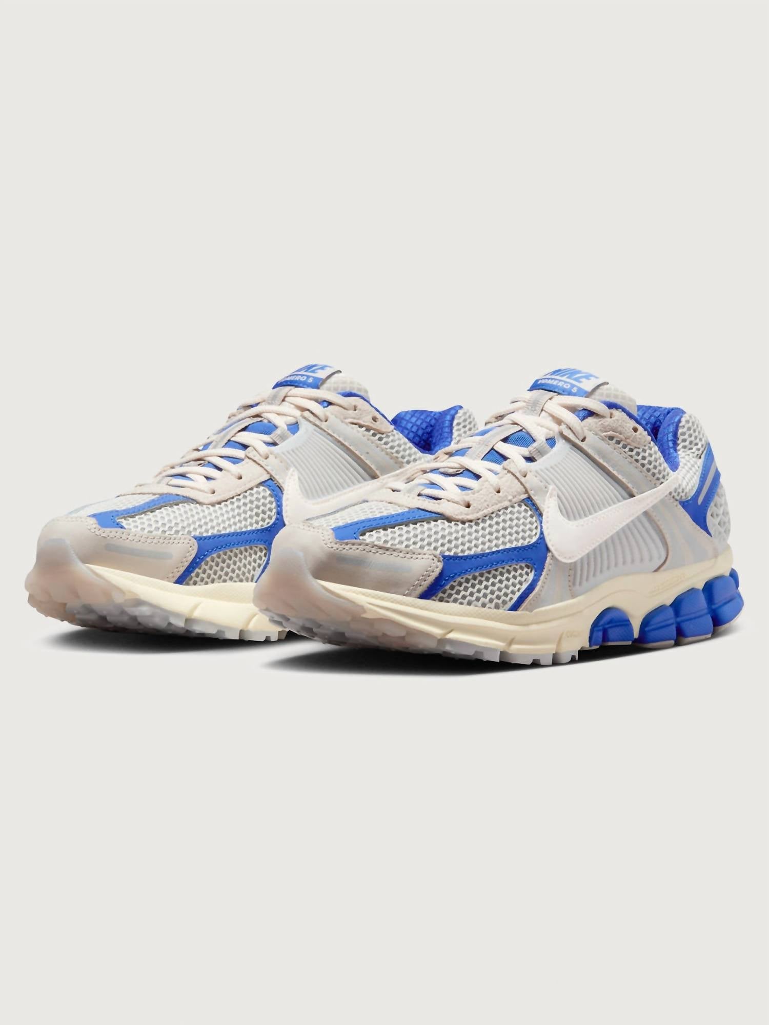 Women's Zoom Vomero 5 Shoes In Game Royal Ivory