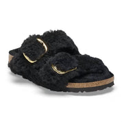 Women's Arizona Big Buckle Shearling Sandals Narrow In Teddy Black