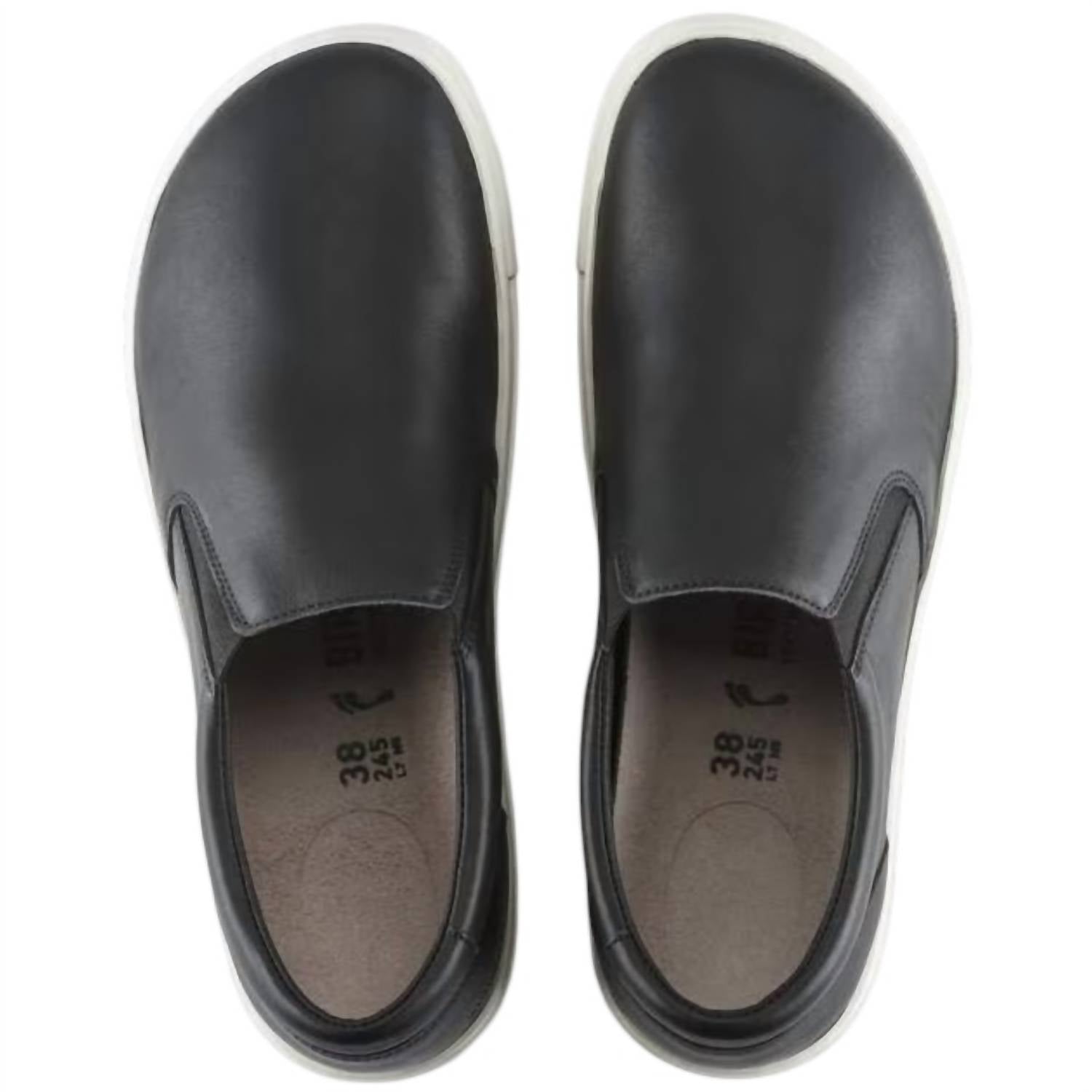 Women's Oswego Slip-On Shoes In Black