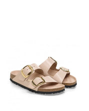 New Beige Arizona Big Buckle Shine Sandals