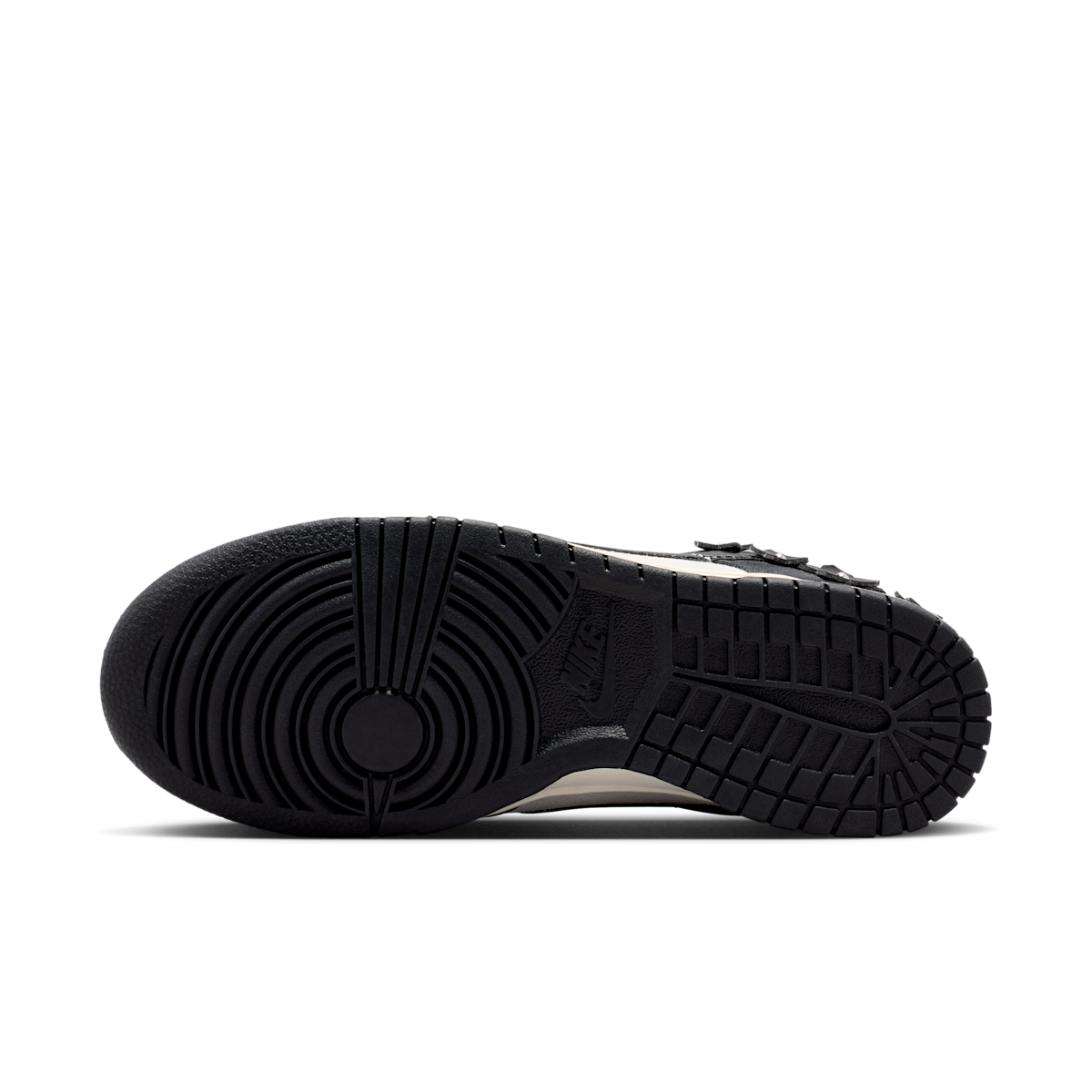 Women's Dunk Low SE Shoes