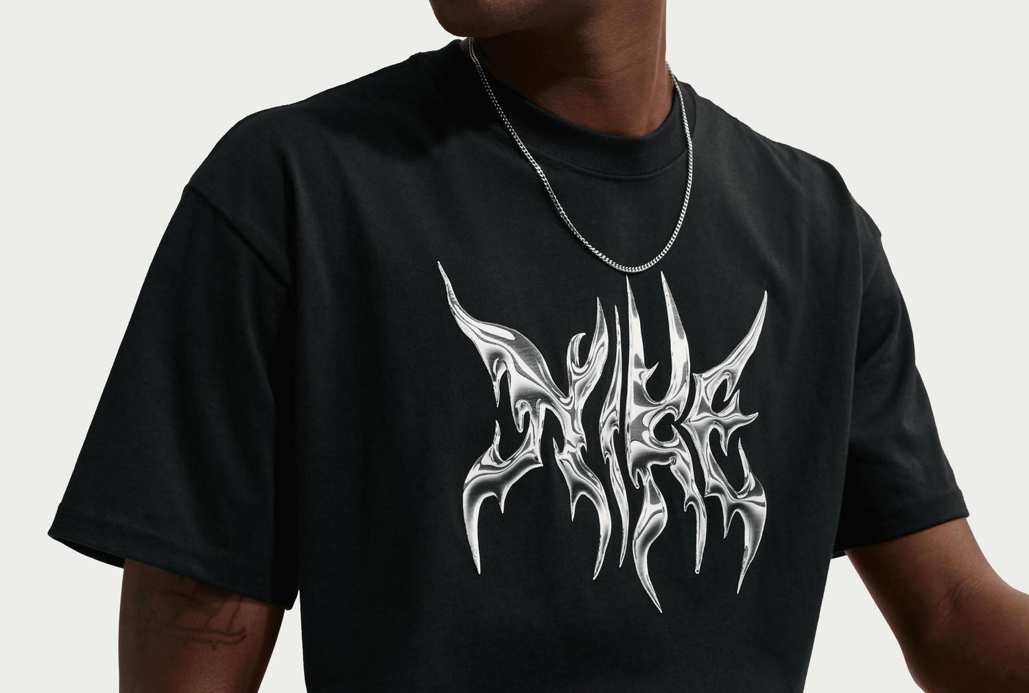 Metal Boxy T-Shirt In Black