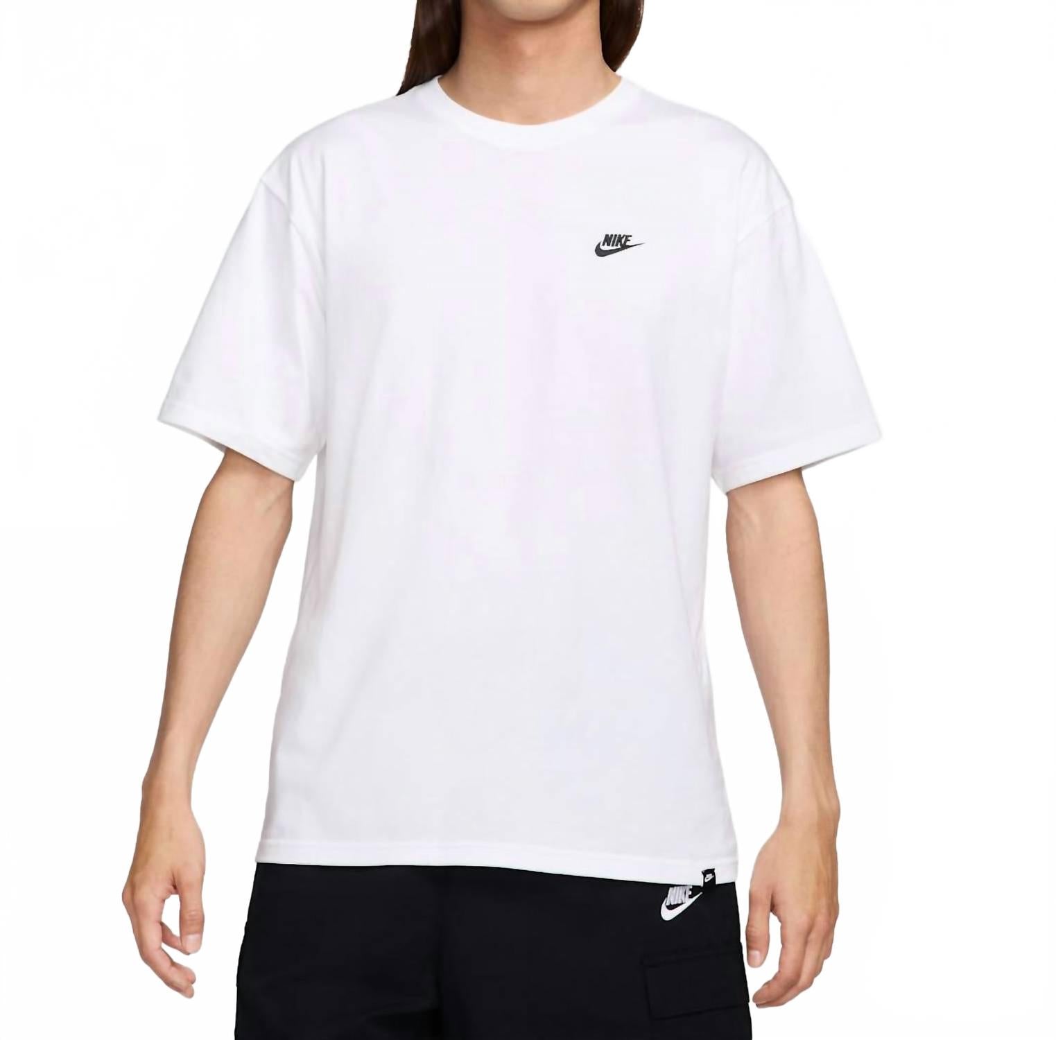Sportswear Shor Sleeve Club Tee In White/black