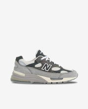 New Balance - Men's 992 Sneakers - (Shadow Grey)