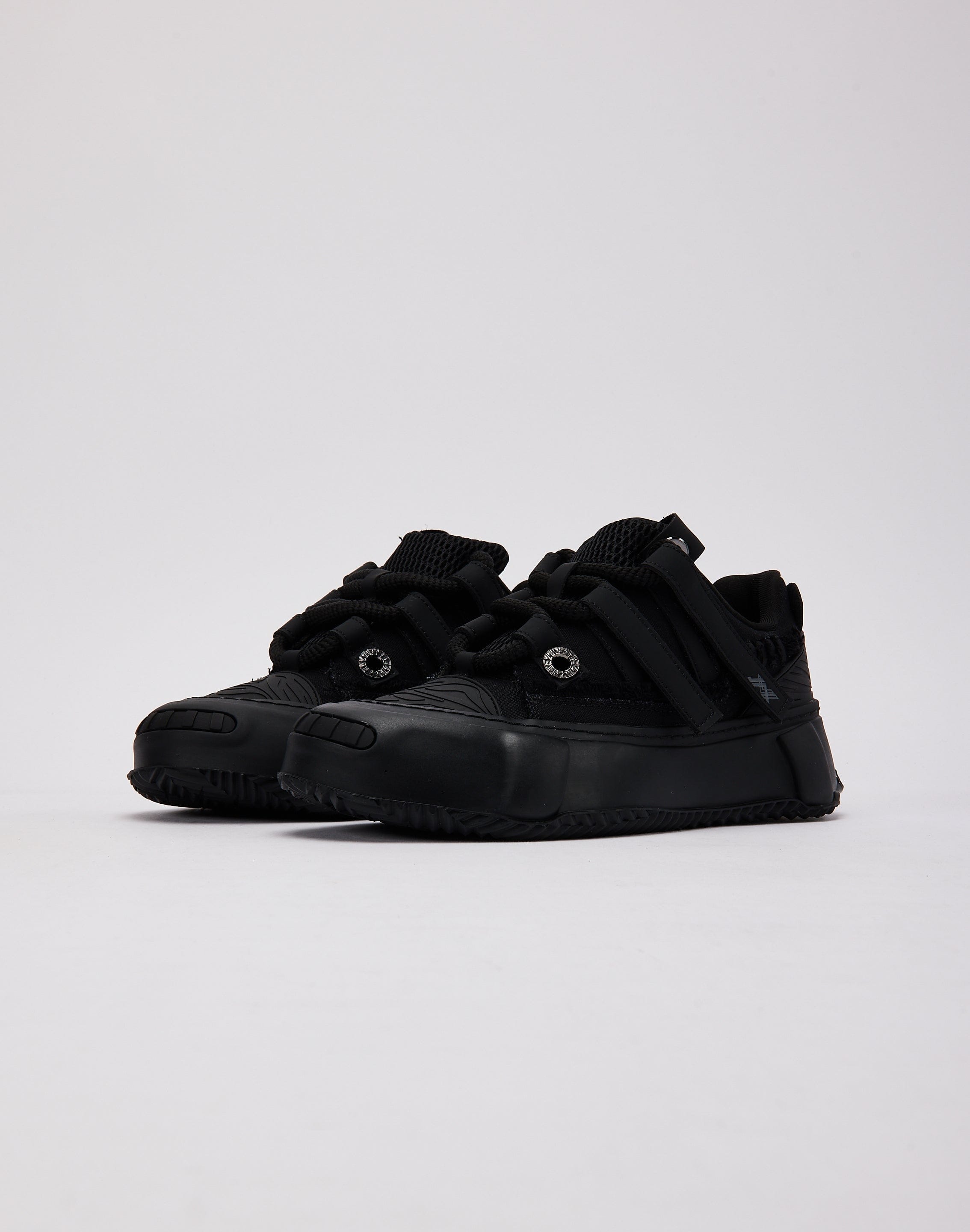 javi_elect_20black_M004.jpg