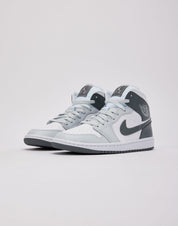 Jordan Air Jordan 1 Mid