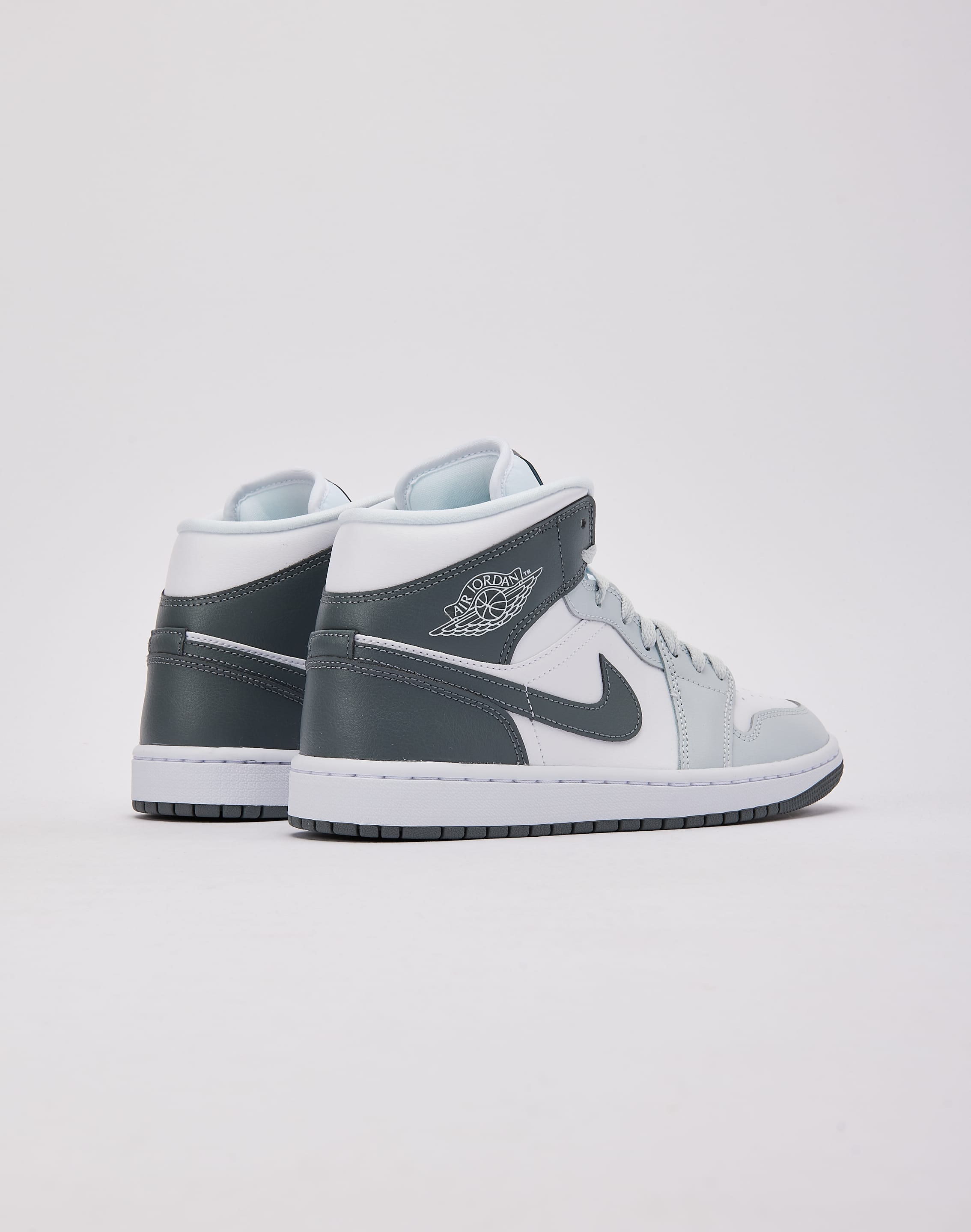 Jordan Air Jordan 1 Mid