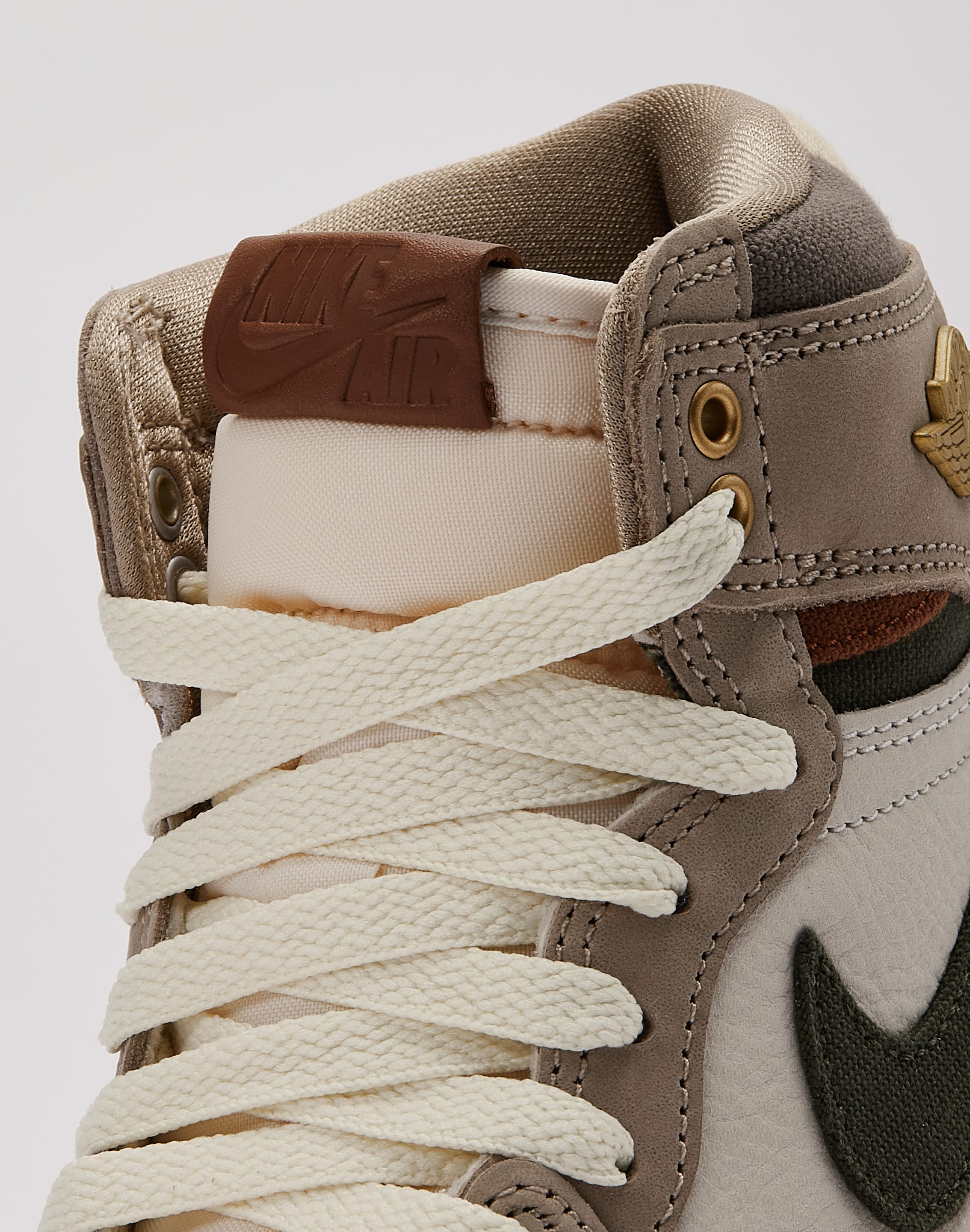 Jordan Air Jordan 1 Retro High OG 'Khaki and Sail'