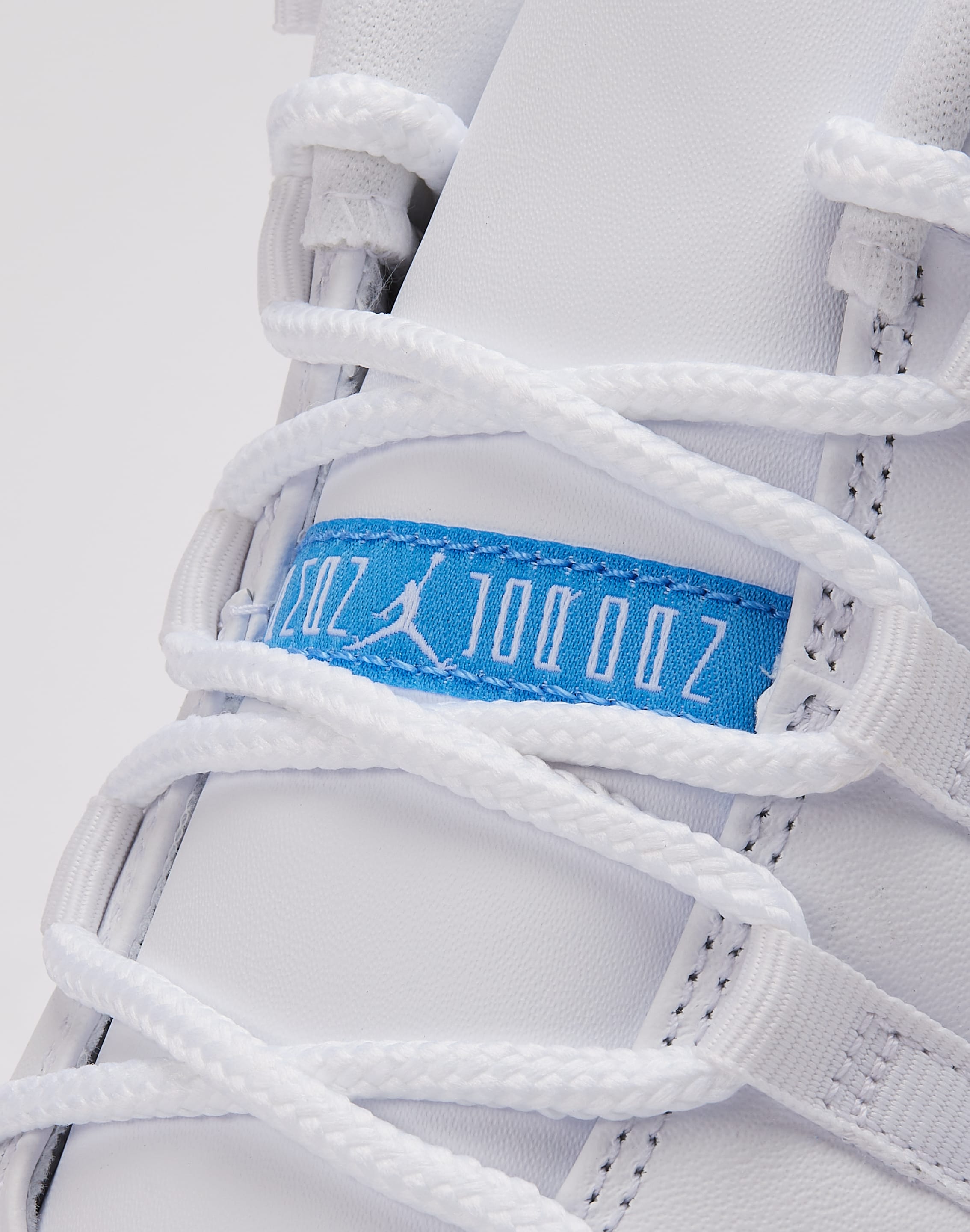 Jordan Air Jordan 11 Retro Low 'University Blue'