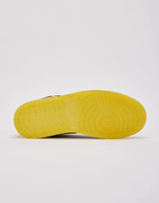 Jordan Air Jordan 1 Mid SE 'New Love'