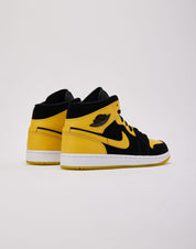 Jordan Air Jordan 1 Mid SE 'New Love'