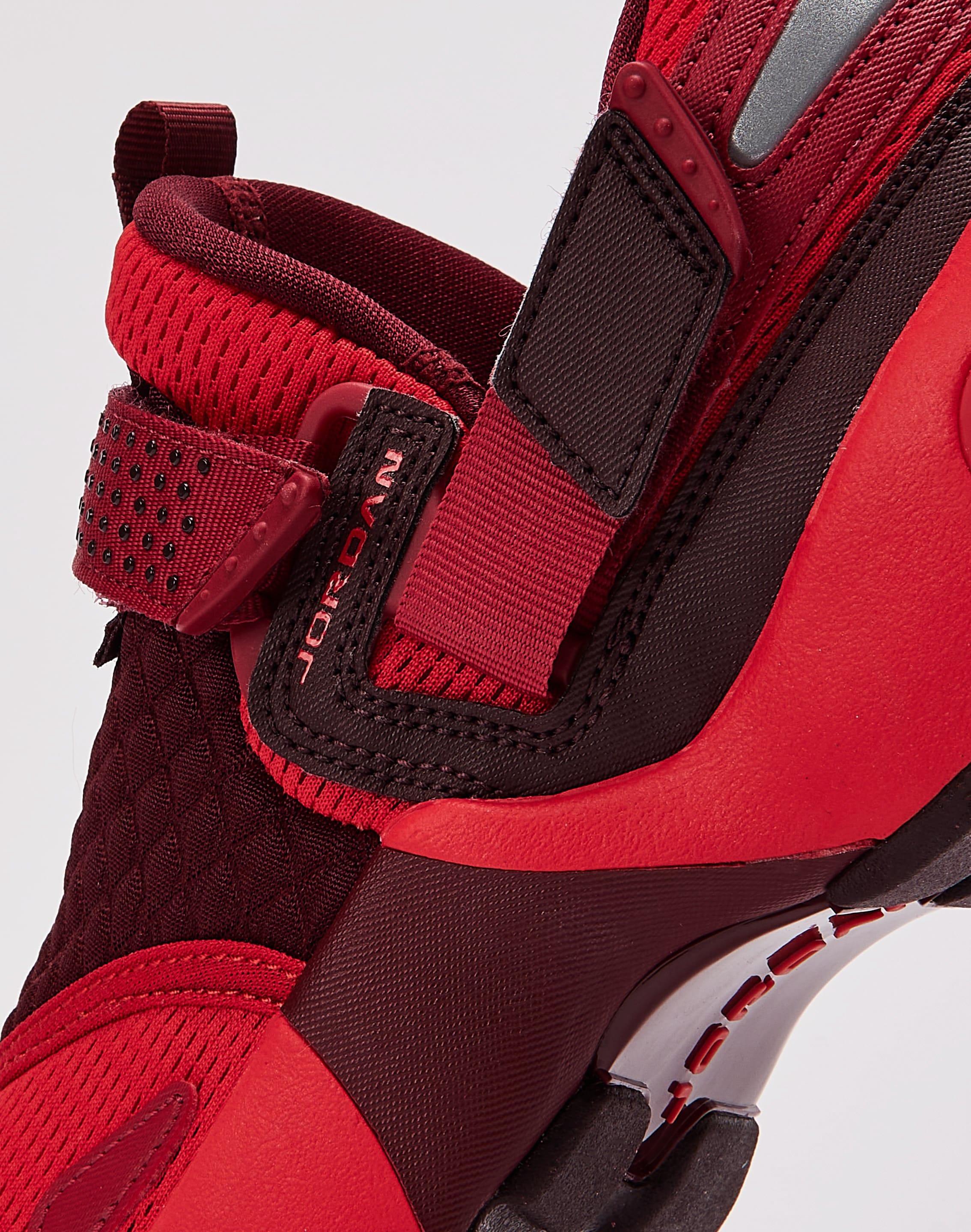 Jordan  Trunner LX