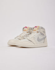 Jordan Air Jordan 1 Retro High OG 'Sail and University Red'