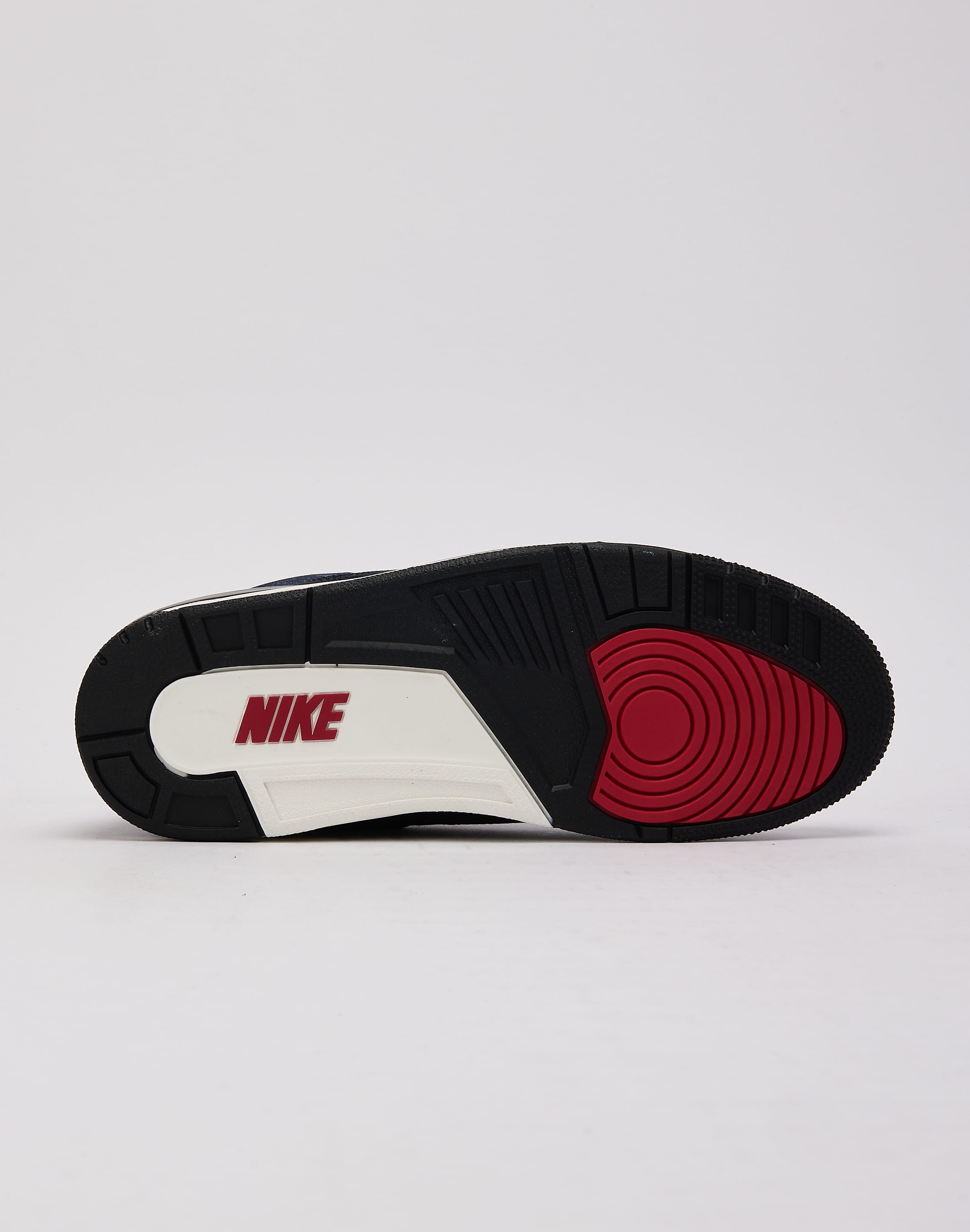 Jordan Air Jordan 3 Retro x Levi's 'Indigo and Gym Red'