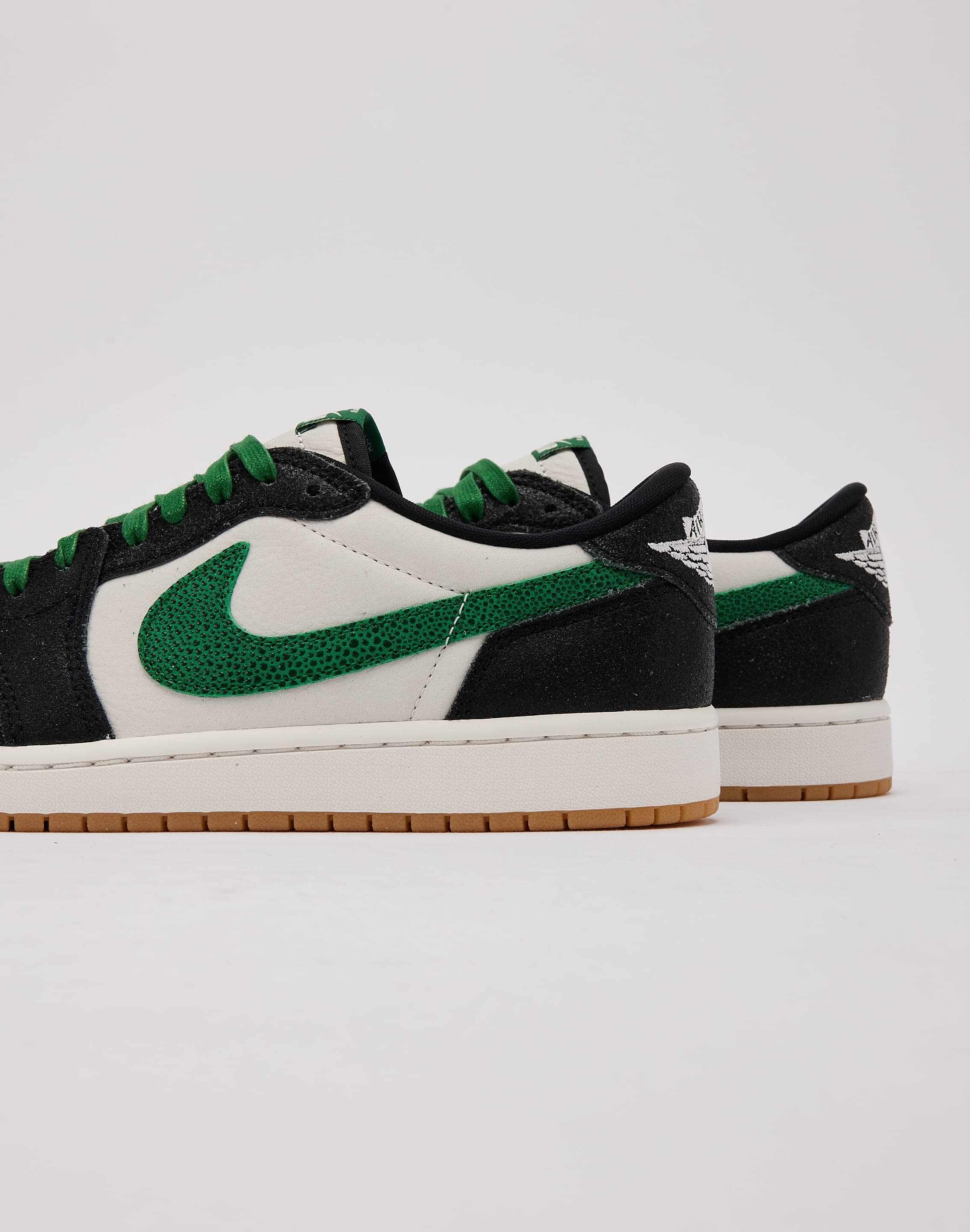 Jordan Air Jordan 1 Retro Low OG 'Phantom and Pine Green'