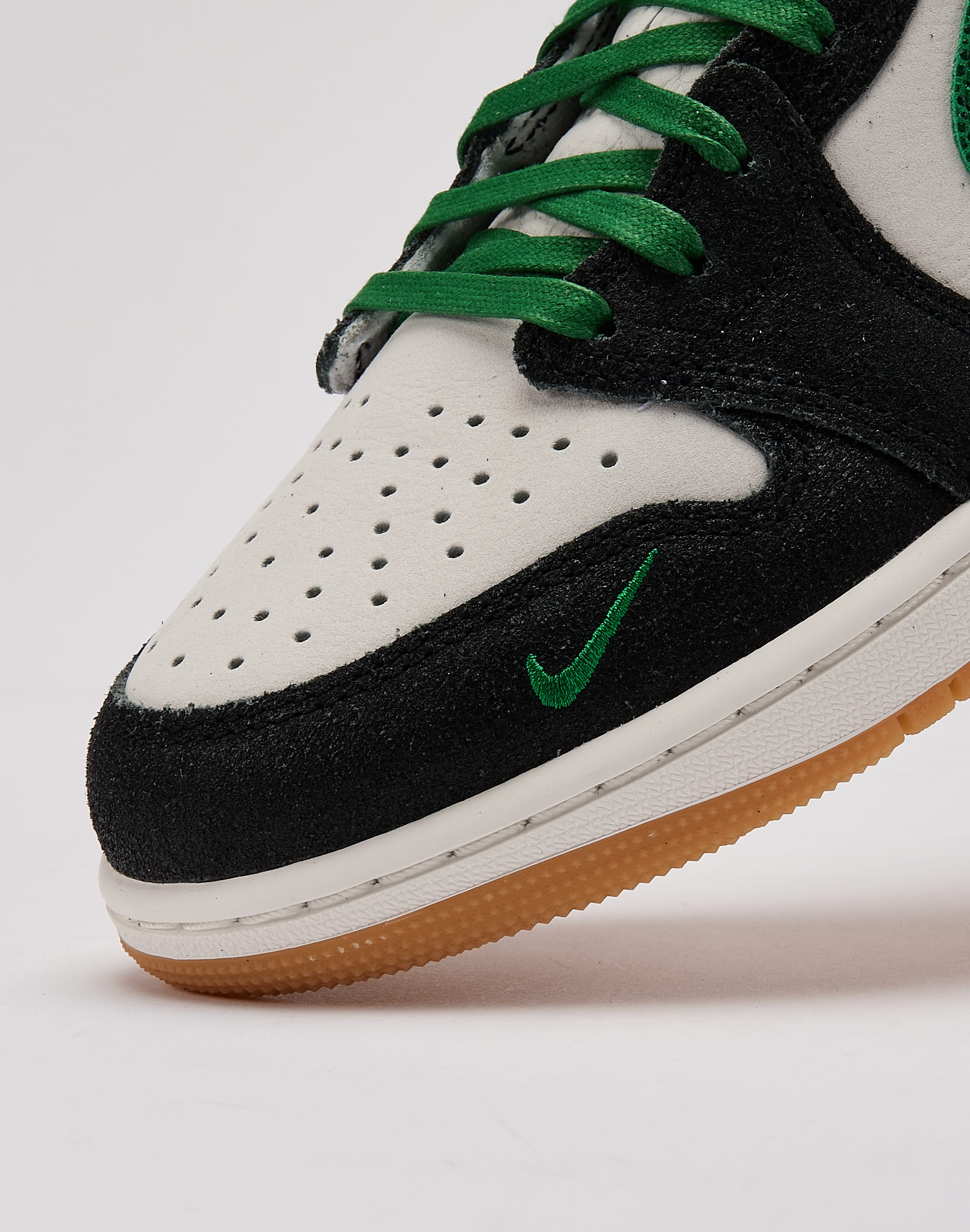 Jordan Air Jordan 1 Retro Low OG 'Phantom and Pine Green'