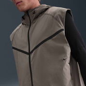 Men's Nike Tech Dri-FIT Woven Windrunner Gilet - Cave Stone/Black