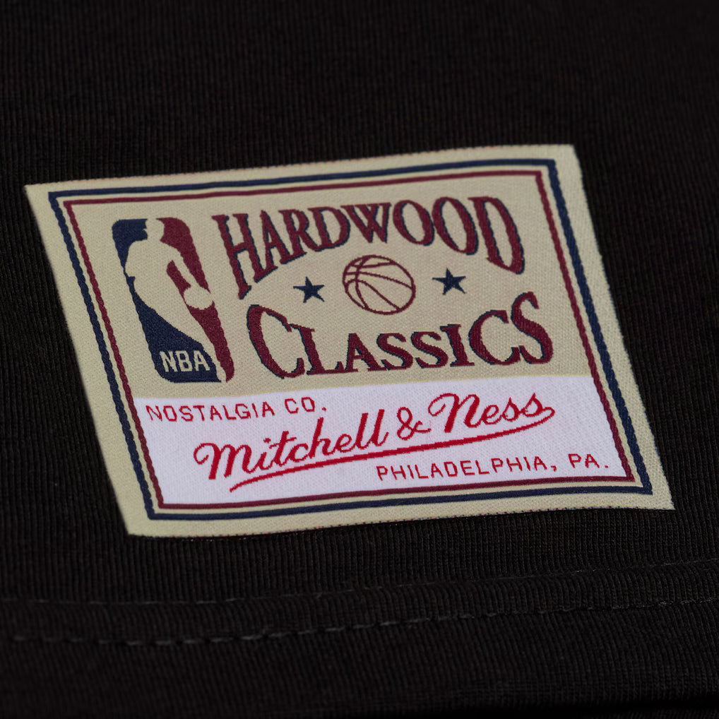 Men's Mitchell & Ness New York Knicks Black Hardwood Classics Coffee T-Shirt Black ss21716-blk