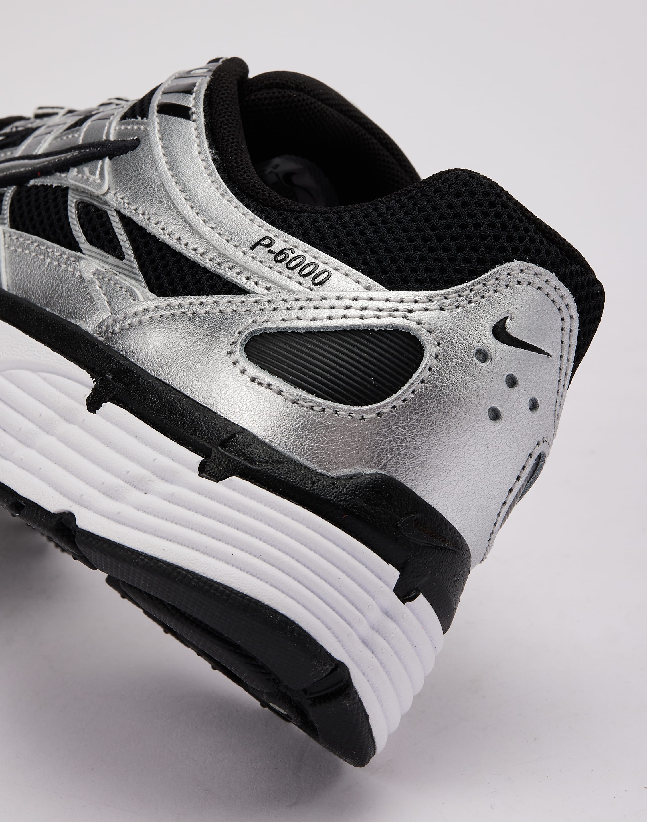 Nike P-6000