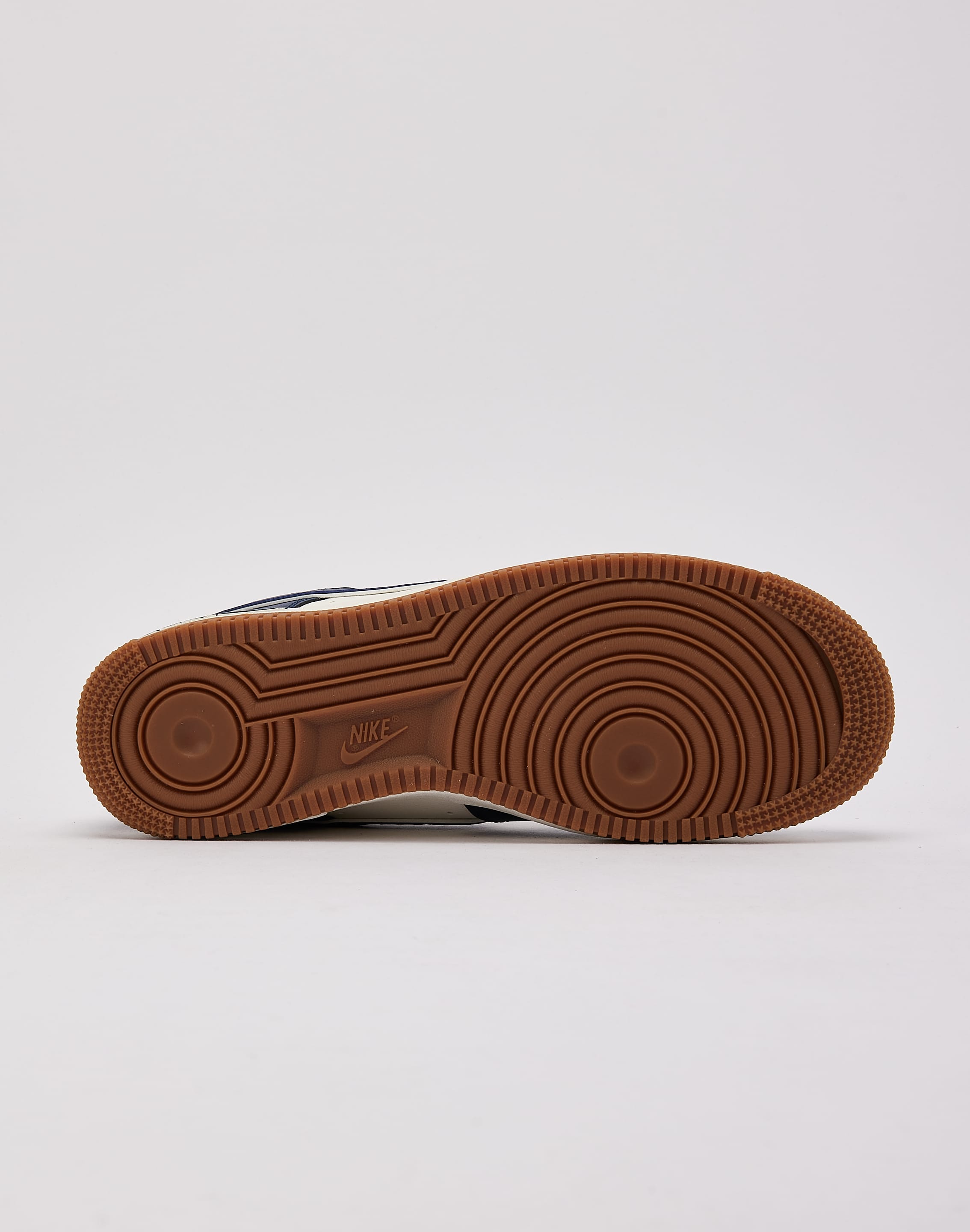 Nike Air Force 1 Low '07 LV8