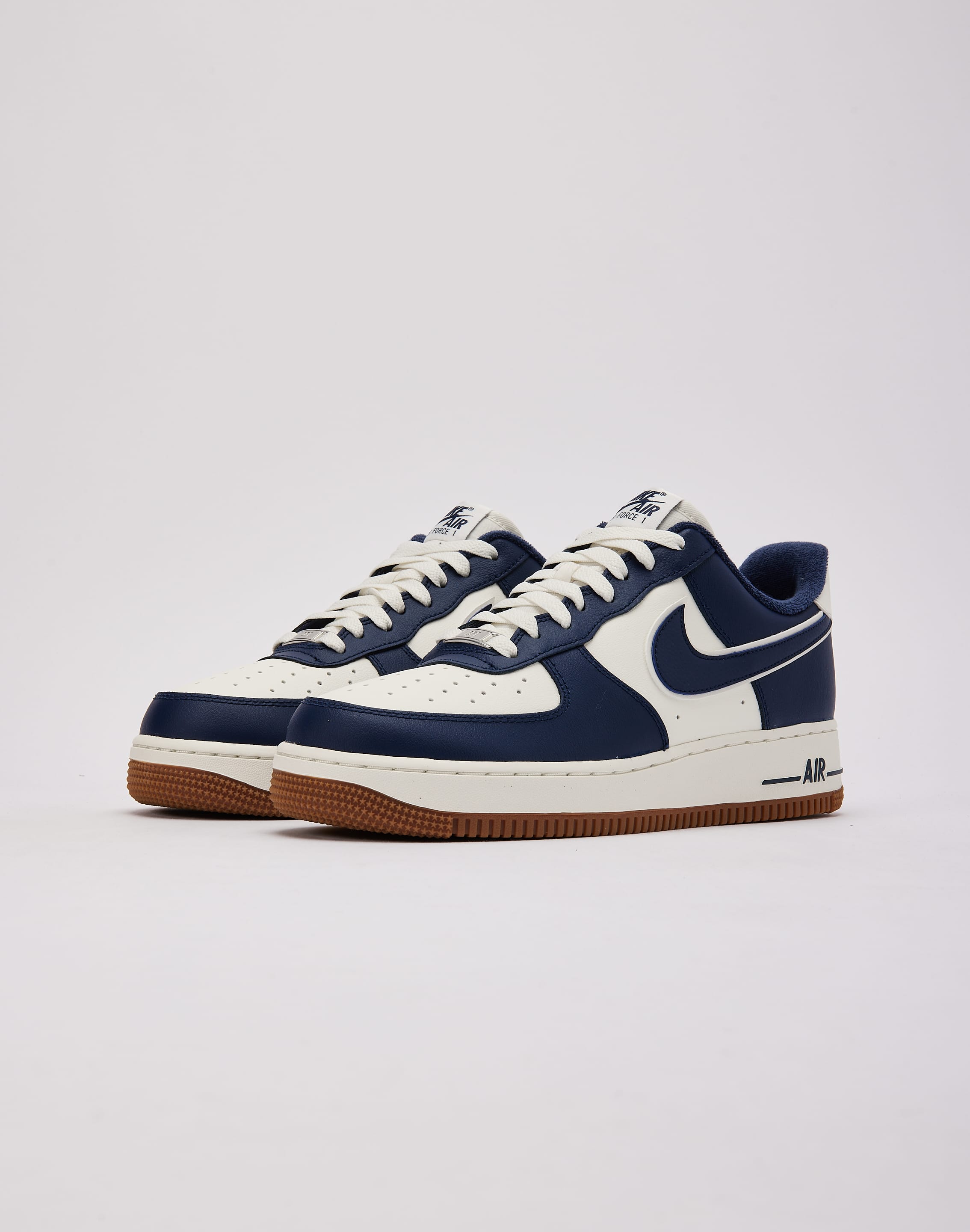 Nike Air Force 1 Low '07 LV8