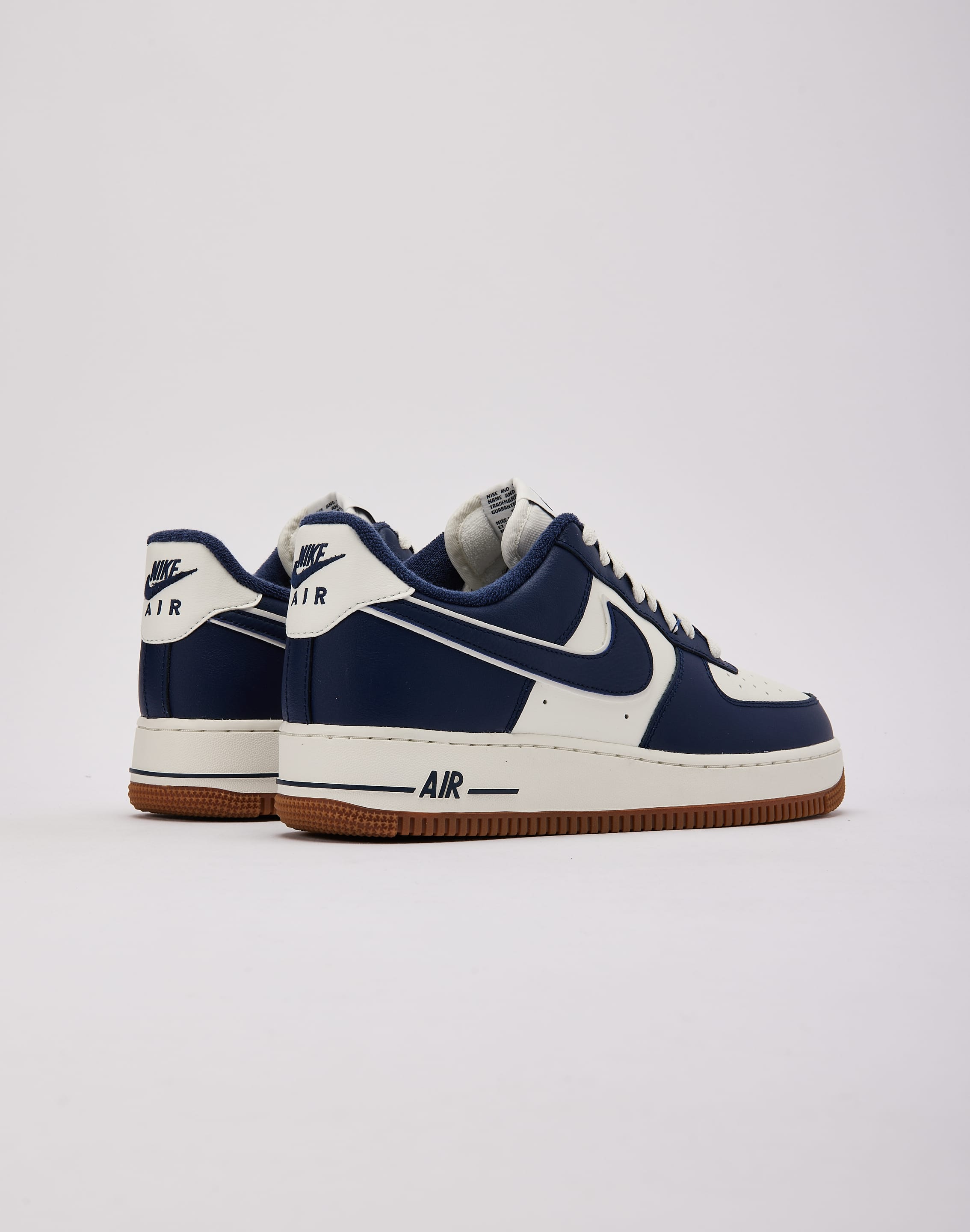 Nike Air Force 1 Low '07 LV8