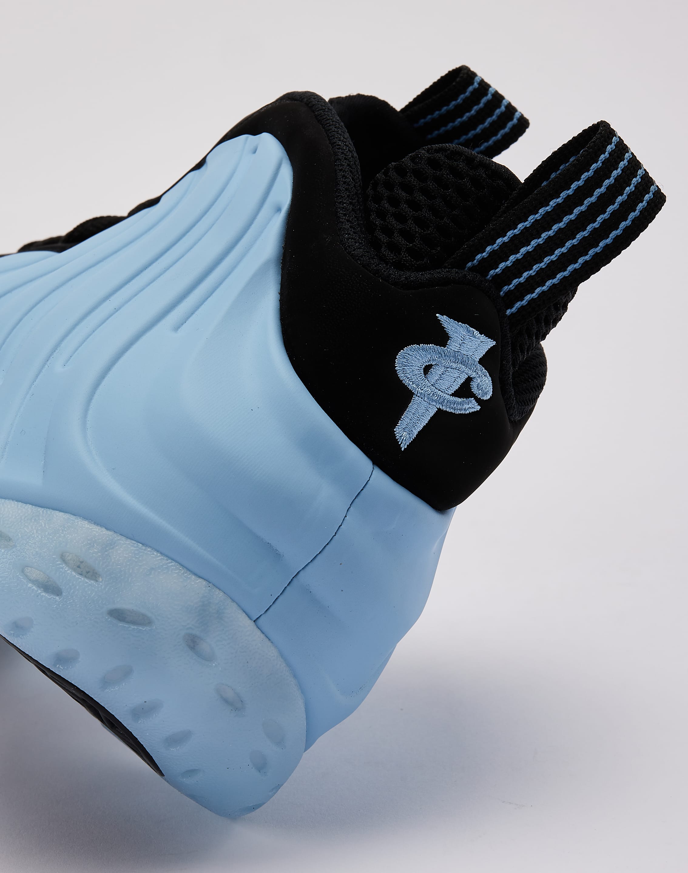 Nike Air Foamposite One 'Psychic Blue'