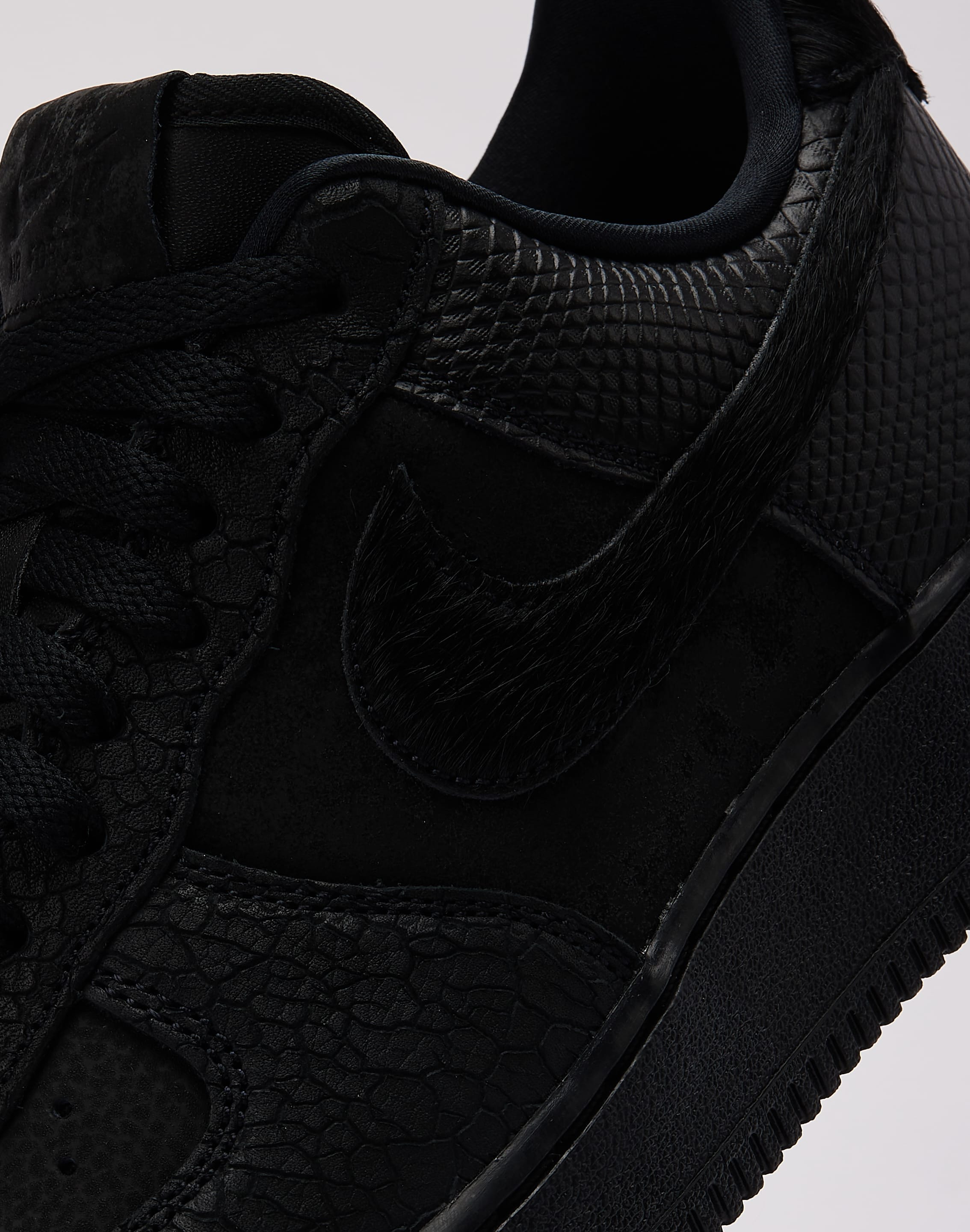 Nike Air Force 1 Low LX